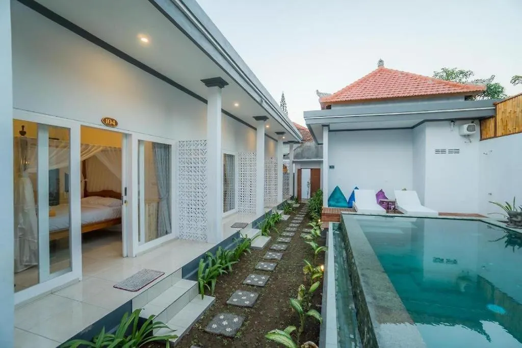 Guest house Suite Room In Front Of Pool Seminyak